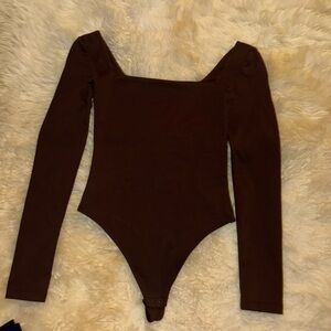 Dark brown, Aritzia contour Square neck bodysuit worn one time great condition